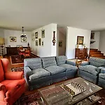 La Piccola Rocca Villa *